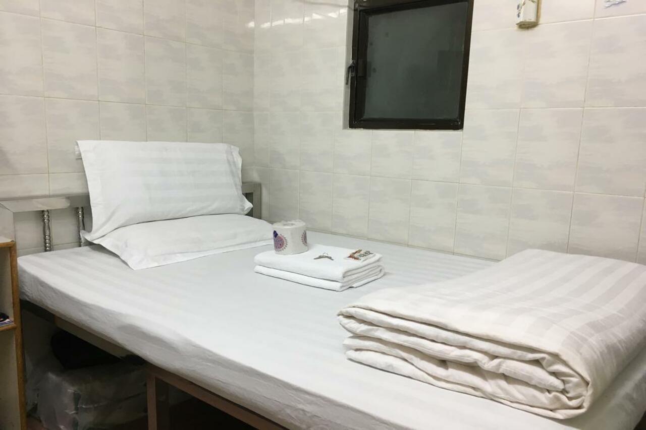 New Yan Yan Guest House Reception 9Th Floor Flat E4 E6 香港 外观 照片